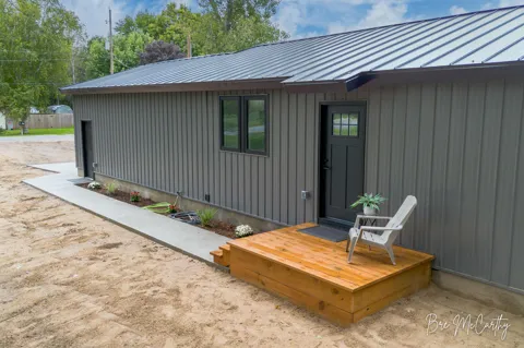 2628 Hamilton Road