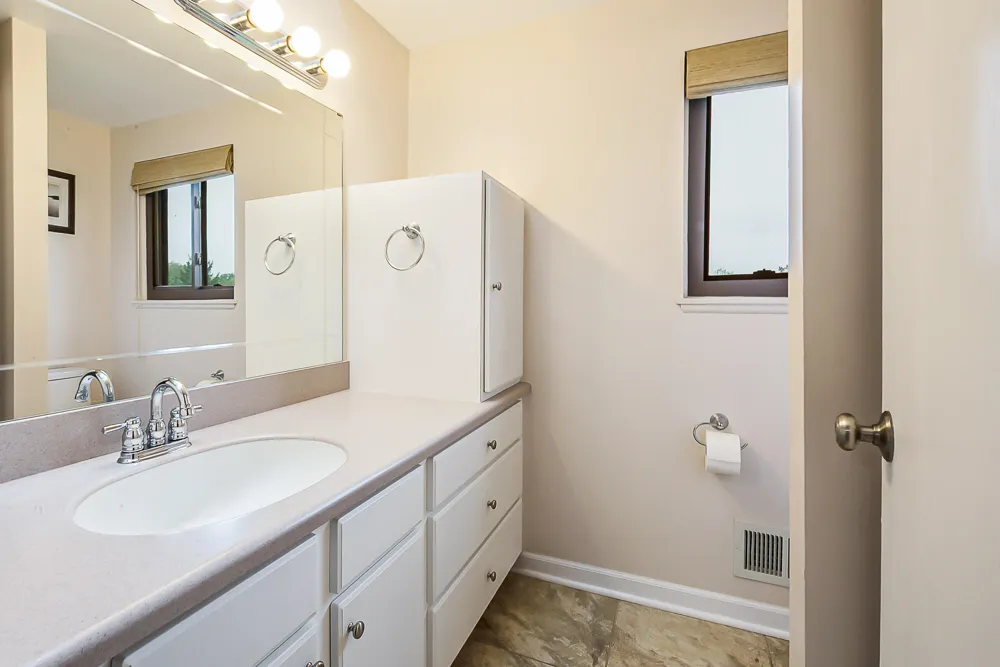 5631 Winslow Court Ypsilanti, MI 48197