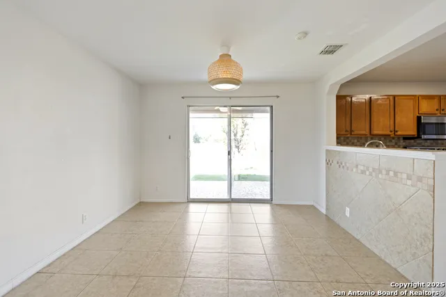 335 Cedron Chase San Antonio, TX 78253