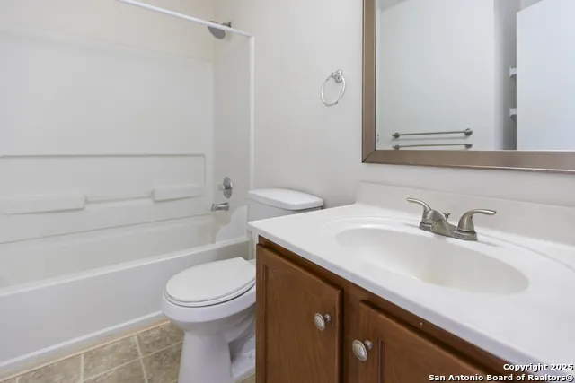 335 Cedron Chase San Antonio, TX 78253