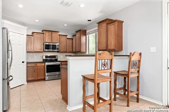 21503 DION VLG San Antonio, TX 78258