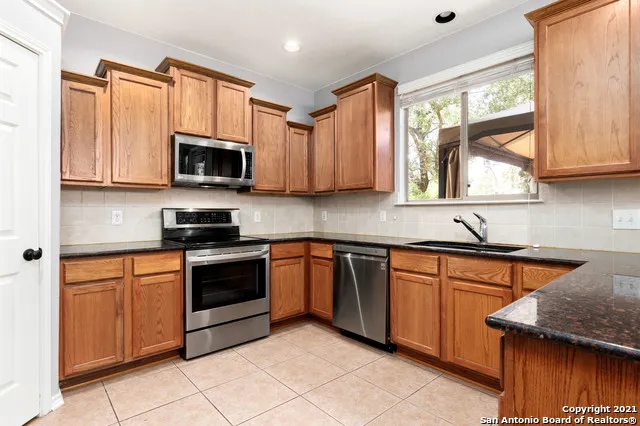 21503 DION VLG San Antonio, TX 78258
