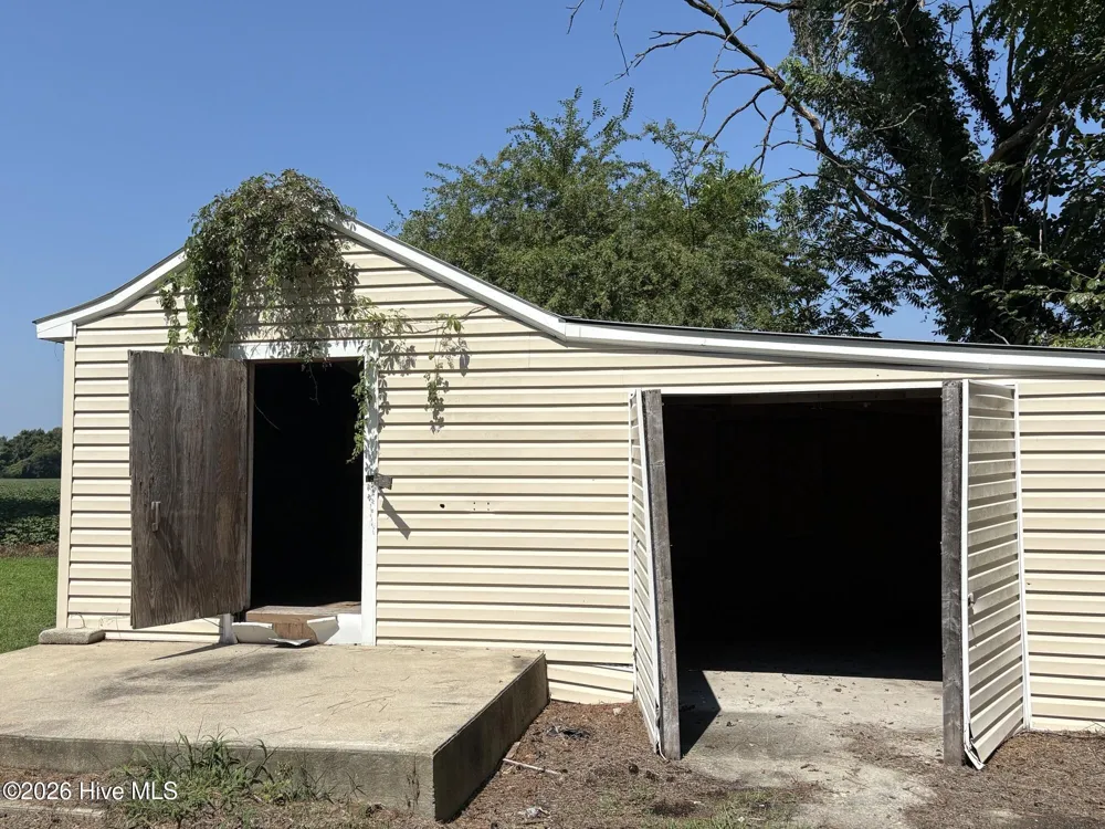 1549 Broad Street Edenton, NC 27932