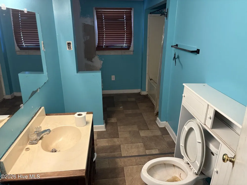 1549 Broad Street Edenton, NC 27932