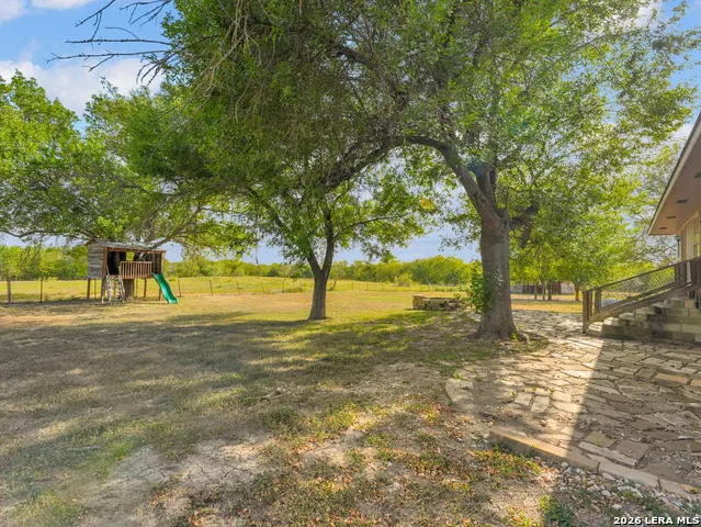 101 MONTZ PT Kyle, TX 78640