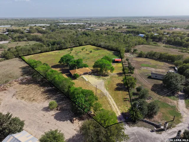 101 MONTZ PT Kyle, TX 78640