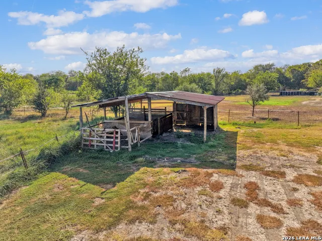 101 MONTZ PT Kyle, TX 78640