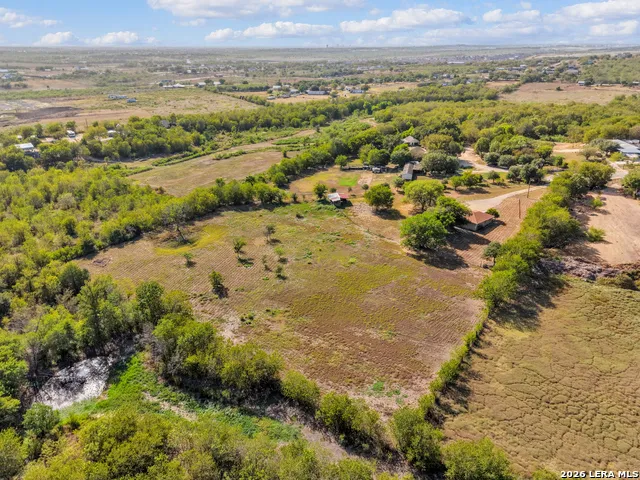 101 MONTZ PT Kyle, TX 78640