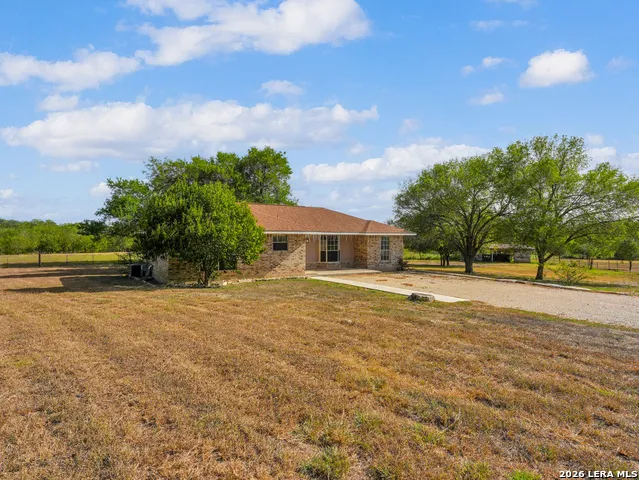 101 MONTZ PT Kyle, TX 78640