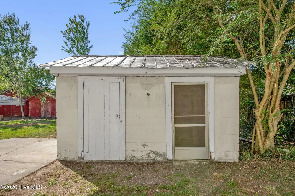 806 W Roseboro Street Roseboro, NC 28382