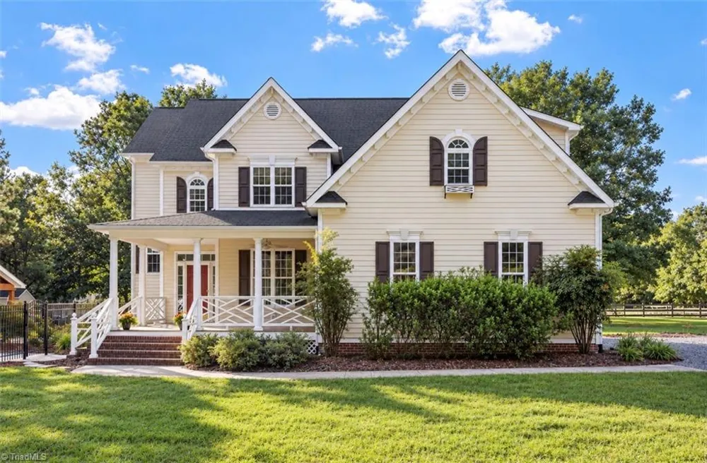 755 Arrowhead Loop Pittsboro, NC 27312