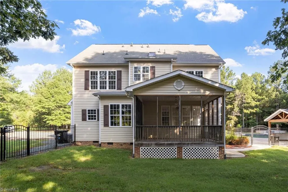 755 Arrowhead Loop Pittsboro, NC 27312