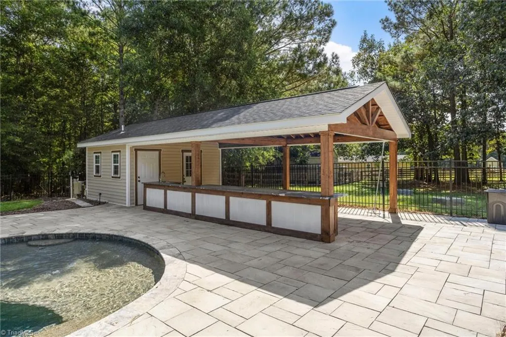 755 Arrowhead Loop Pittsboro, NC 27312
