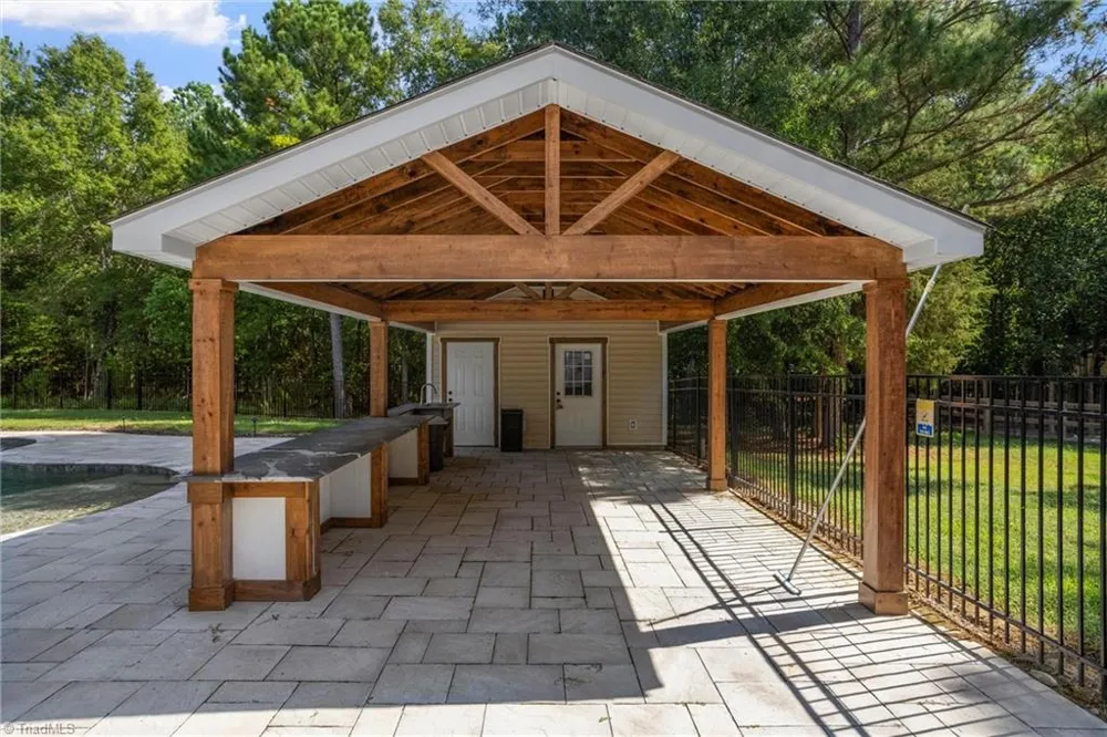 755 Arrowhead Loop Pittsboro, NC 27312
