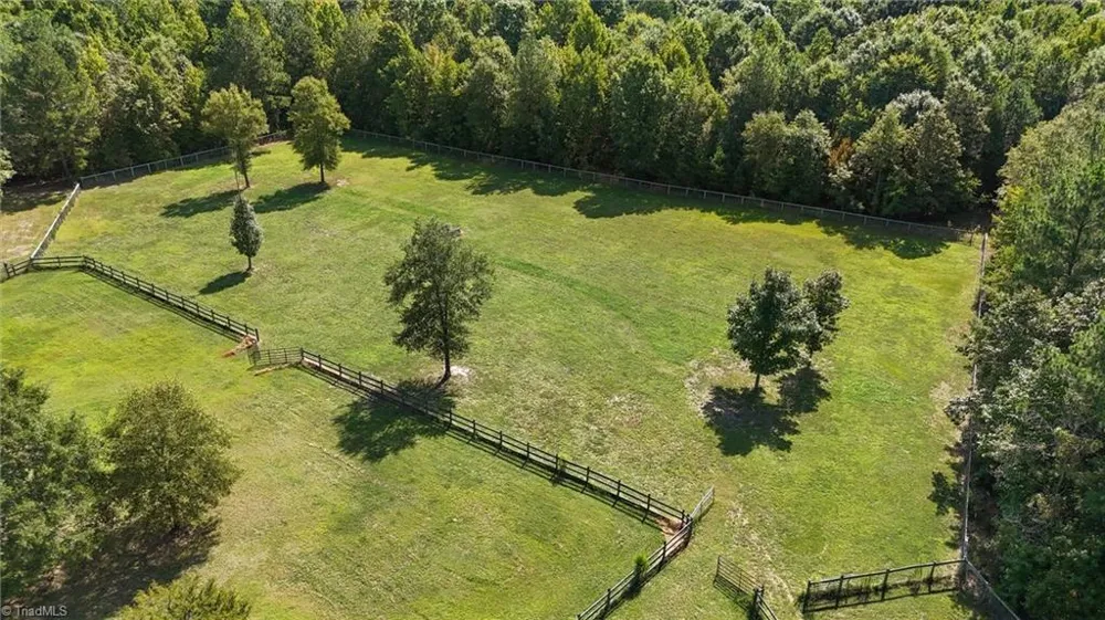 755 Arrowhead Loop Pittsboro, NC 27312