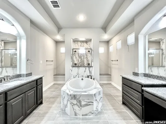 30527 SETTERFELD CIR Fair Oaks Ranch, TX 78015