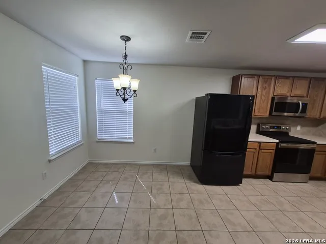 216 HEREFORD ST Cibolo, TX 78108