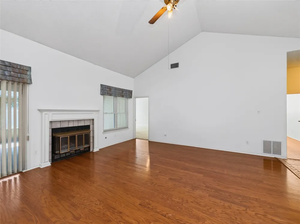 14607 Sandy Side Drive Austin, TX 78728
