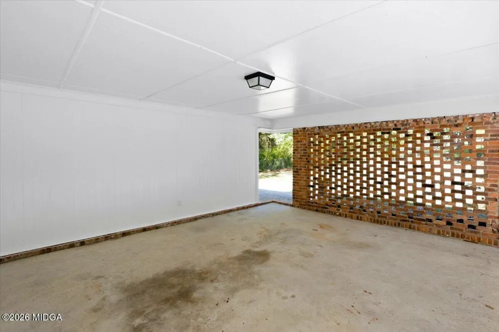 110 Connie Drive Macon, GA 31211