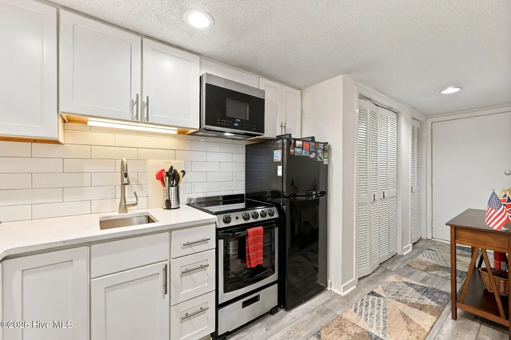 6229 Harbourside Drive New Bern, NC 28560