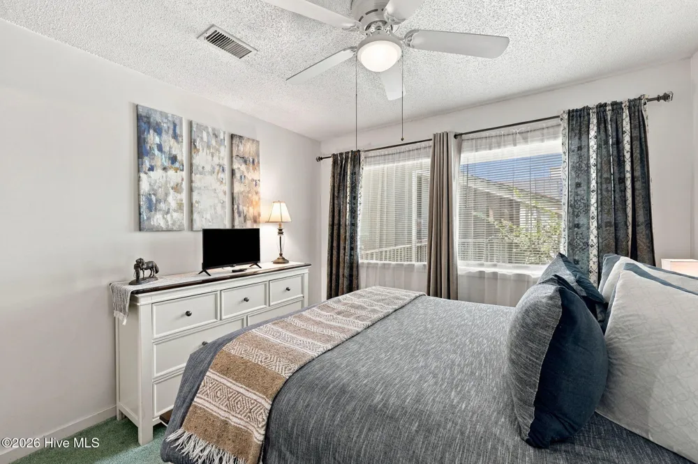 6229 Harbourside Drive New Bern, NC 28560