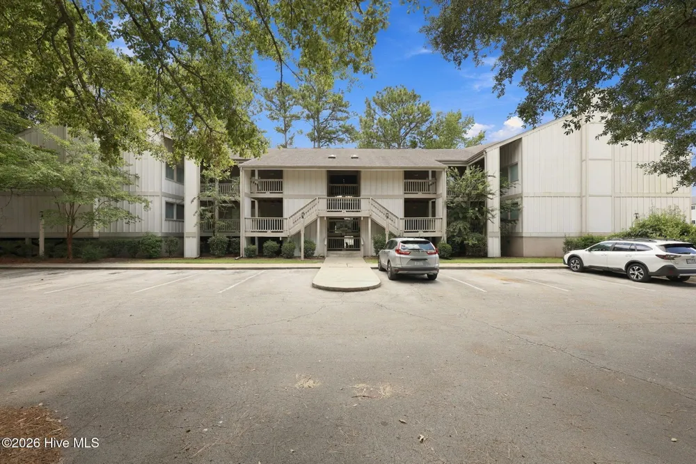 6229 Harbourside Drive New Bern, NC 28560
