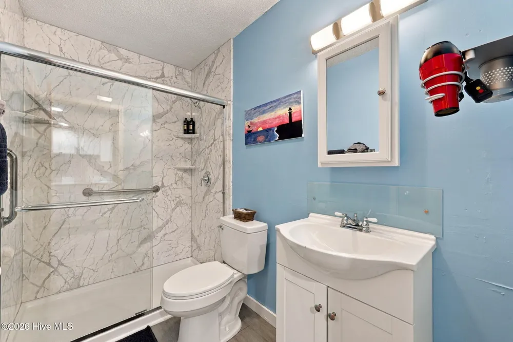 6229 Harbourside Drive New Bern, NC 28560
