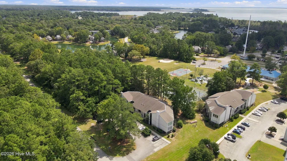 6229 Harbourside Drive New Bern, NC 28560