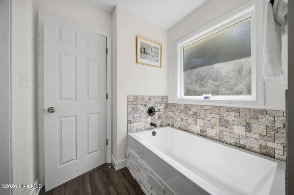 112 Orkney Drive Jacksonville, NC 28540