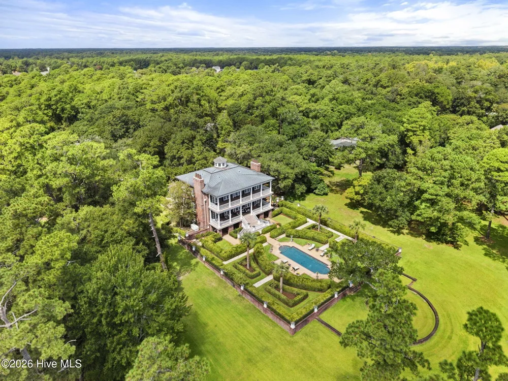 7903 Masonboro Sound Road Wilmington, NC 28409