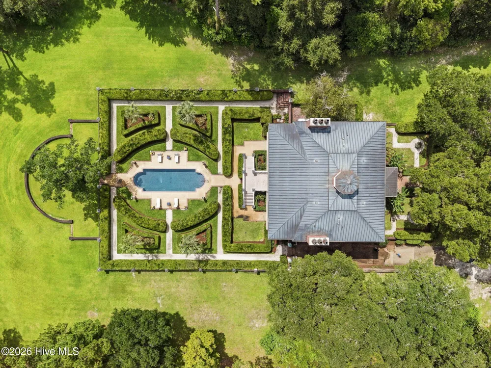 7903 Masonboro Sound Road Wilmington, NC 28409