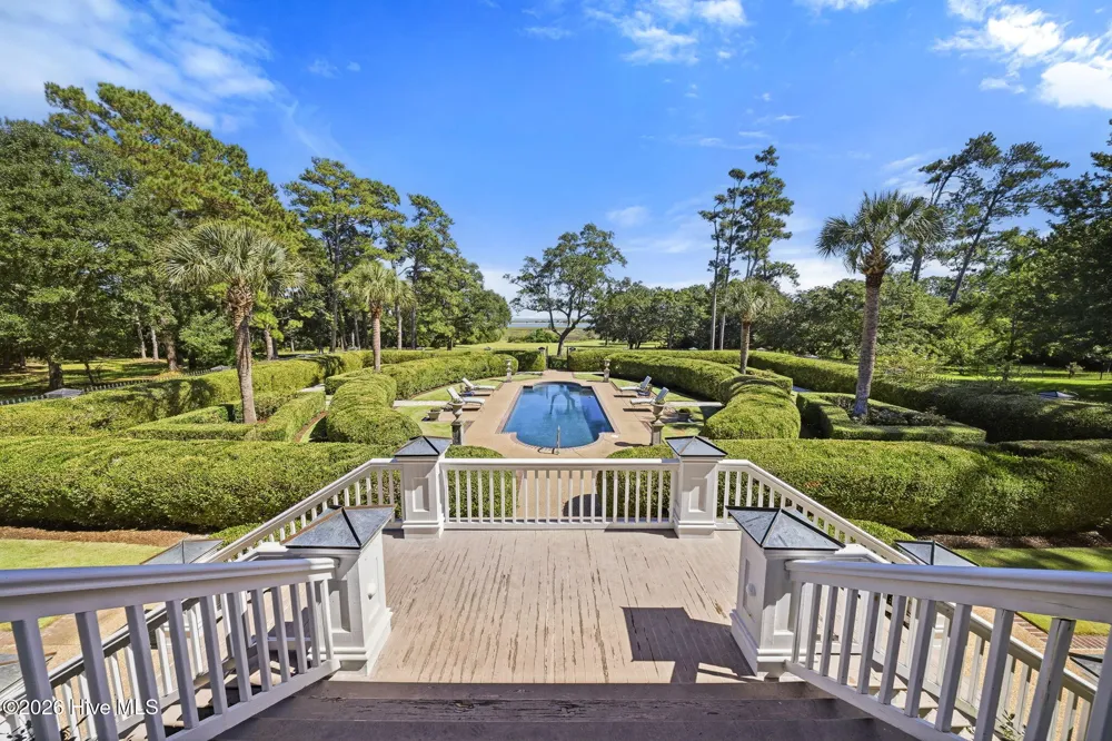 7903 Masonboro Sound Road Wilmington, NC 28409