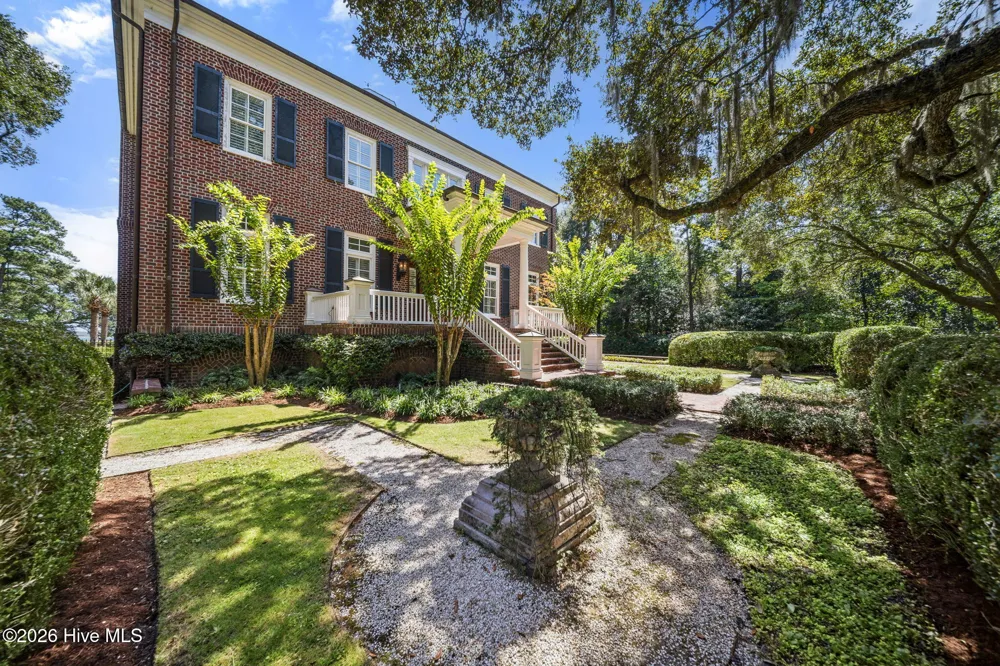 7903 Masonboro Sound Road Wilmington, NC 28409