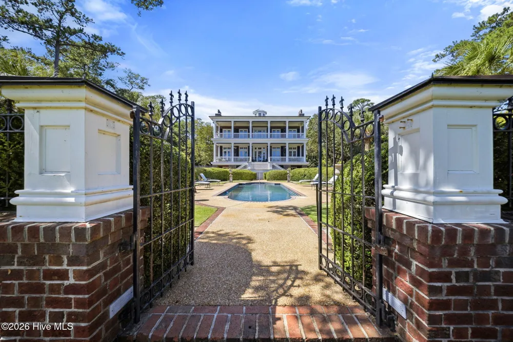 7903 Masonboro Sound Road Wilmington, NC 28409
