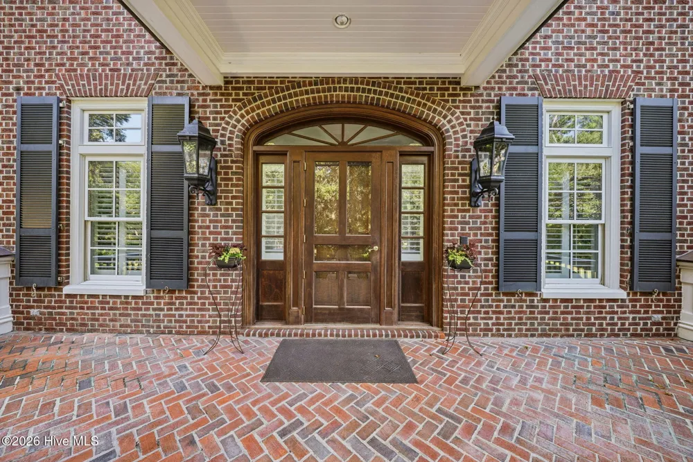7903 Masonboro Sound Road Wilmington, NC 28409