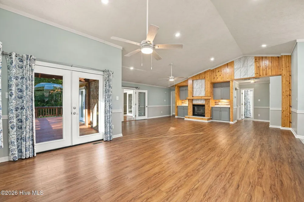 6207 Gondolier Drive New Bern, NC 28560
