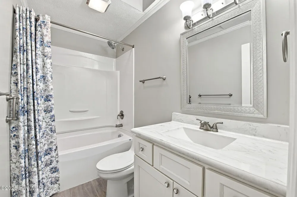 6207 Gondolier Drive New Bern, NC 28560