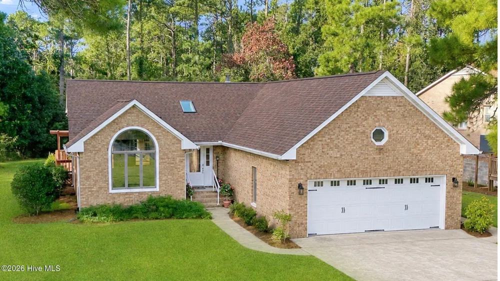 6207 Gondolier Drive New Bern, NC 28560