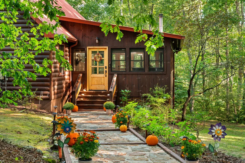 284 Major Ridge Road Blue Ridge, GA 30513