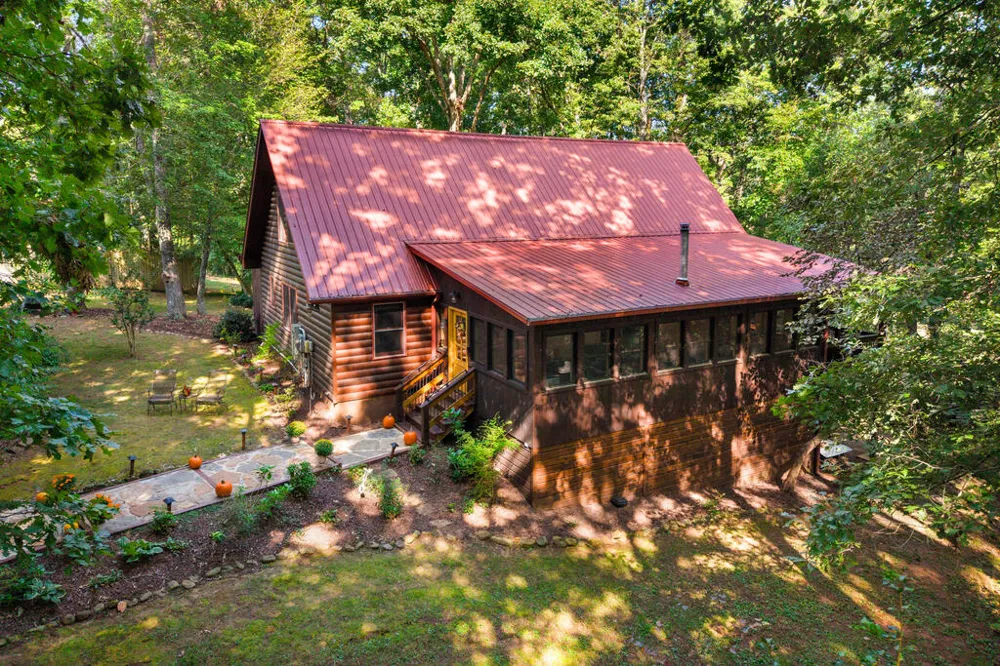 284 Major Ridge Road Blue Ridge, GA 30513