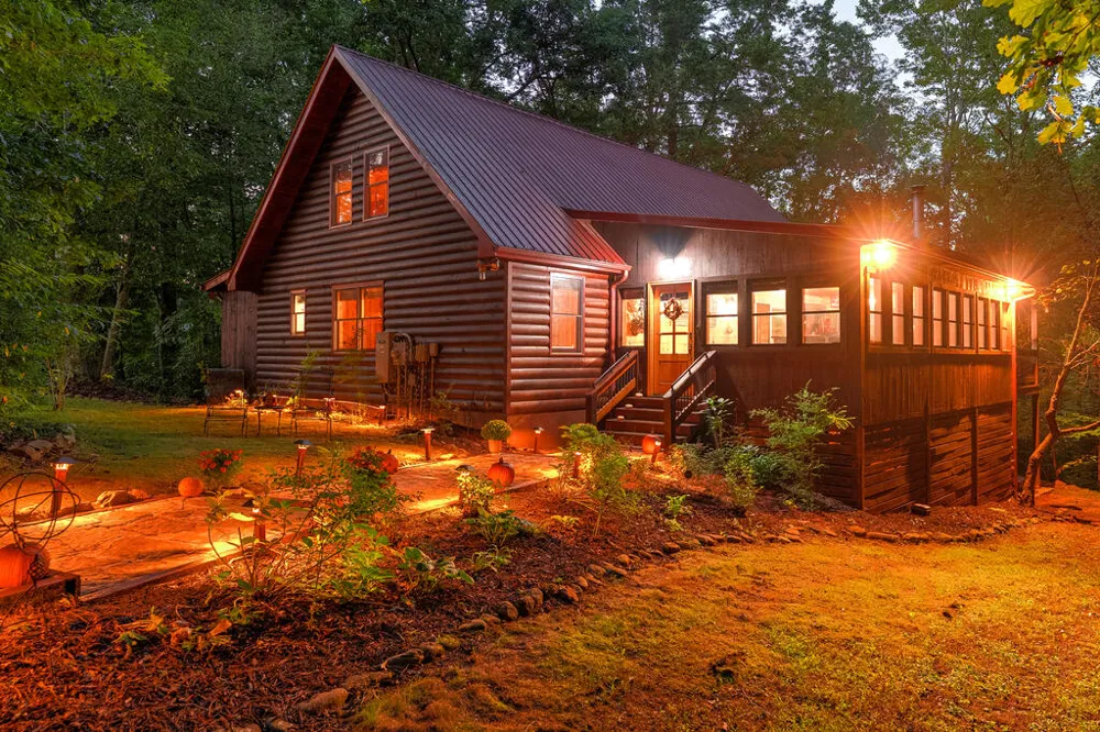 284 Major Ridge Road Blue Ridge, GA 30513