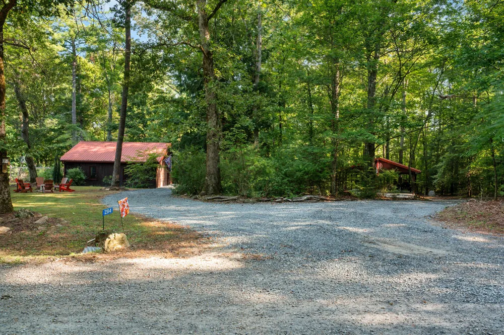 284 Major Ridge Road Blue Ridge, GA 30513