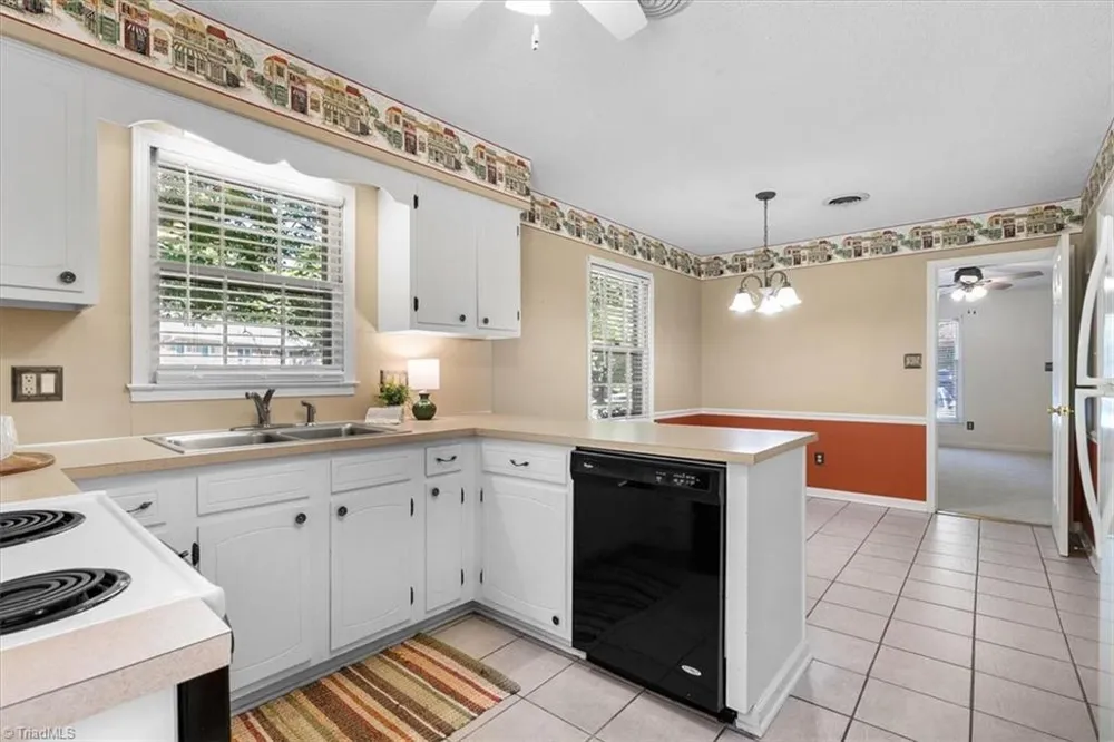 4614 Lawndale Drive #A Greensboro, NC 27455