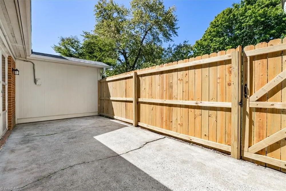 4614 Lawndale Drive #A Greensboro, NC 27455