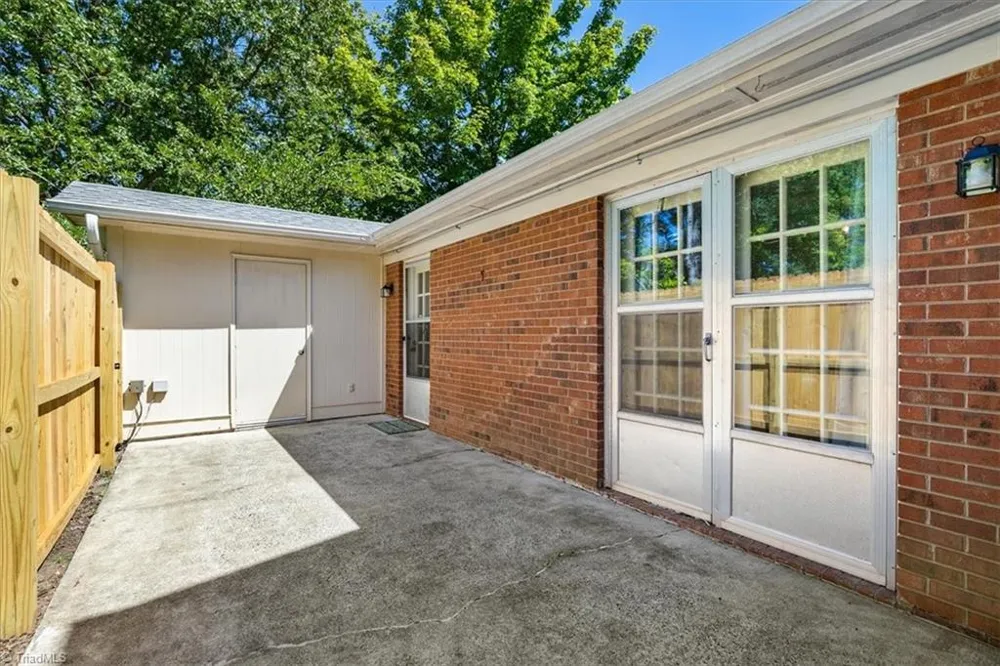 4614 Lawndale Drive #A Greensboro, NC 27455