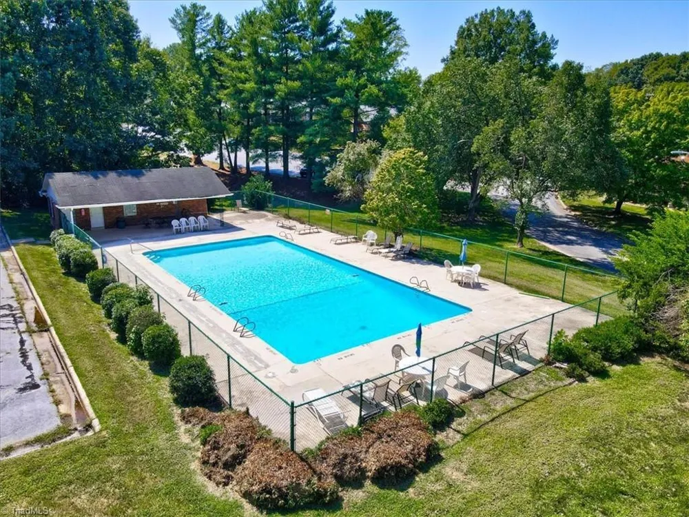 4614 Lawndale Drive #A Greensboro, NC 27455
