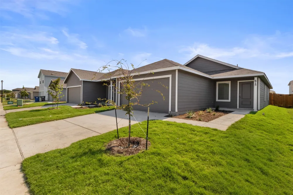 615 Kinglet Lane Princeton, TX 75407
