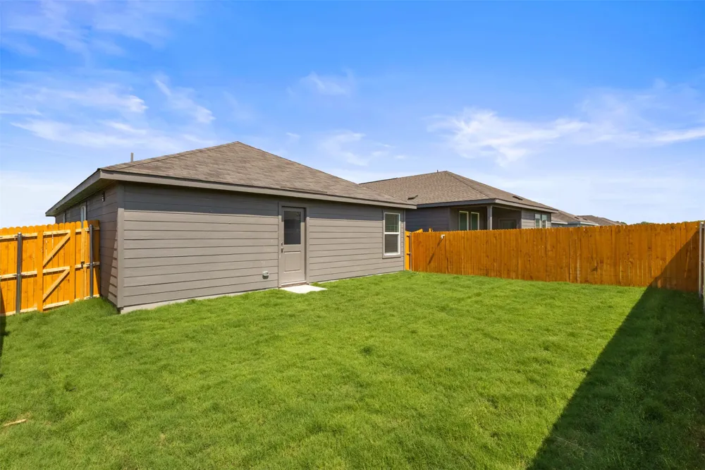 615 Kinglet Lane Princeton, TX 75407