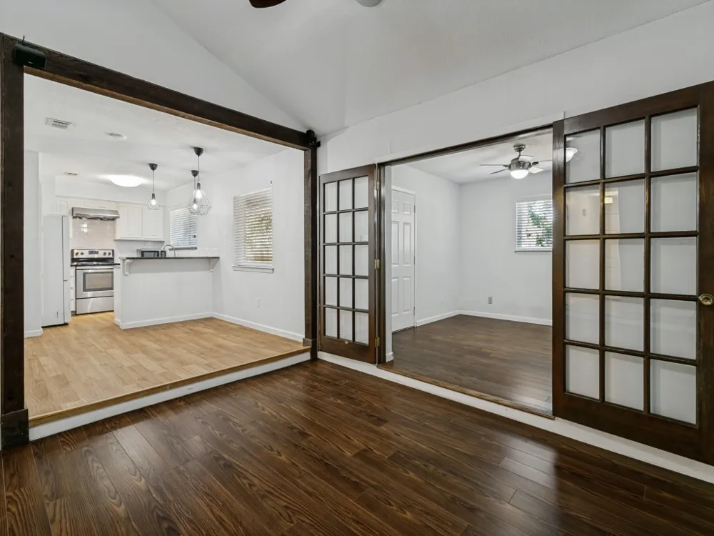 2305 Harvard Drive Arlington, TX 76015