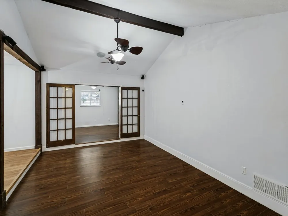 2305 Harvard Drive Arlington, TX 76015